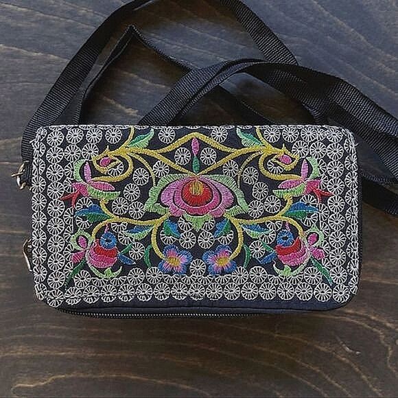 Mexican floral embroidered wallet style pocket bag - Picture 2 of 10